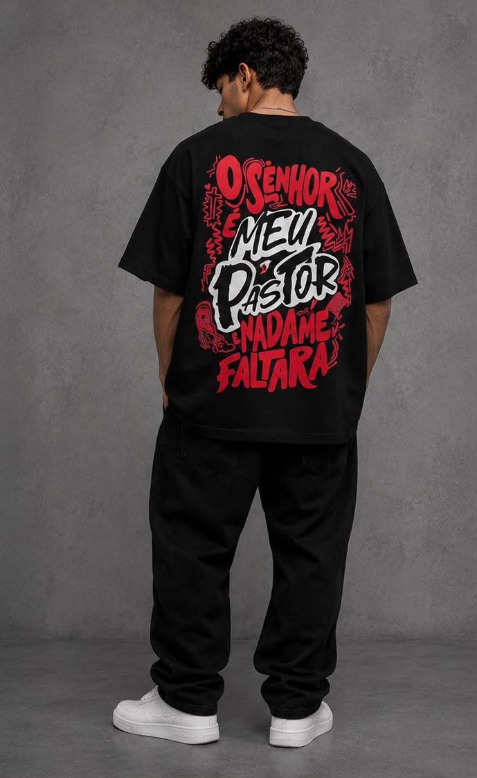Camiseta Oversized "O SENHOR É O MEU PASTOR" 'Estio Vermelha'