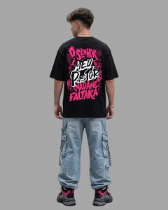 Camiseta Oversized "O SENHOR É O MEU PASTOR" 'Estilo Rosa'