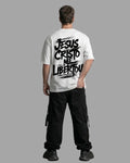 Camiseta Oversized "JESUS CRISTO ME LIBERTOU"
