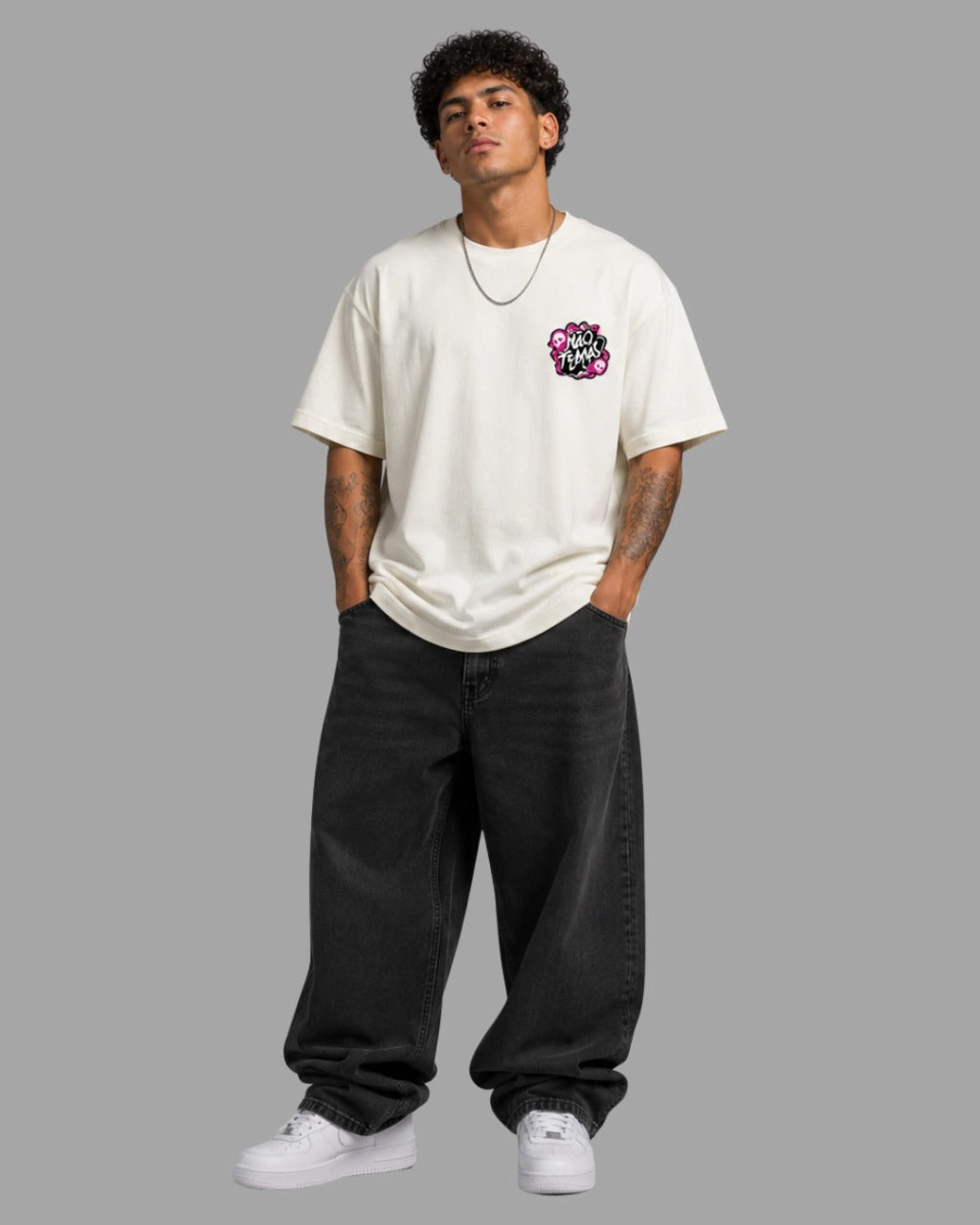 Camiseta Oversized "AINDA QUE EU ANDE PELO VALE DA SOMBRA DA MORTE"