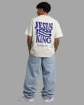 Camiseta Oversized "JESUS IS KING"