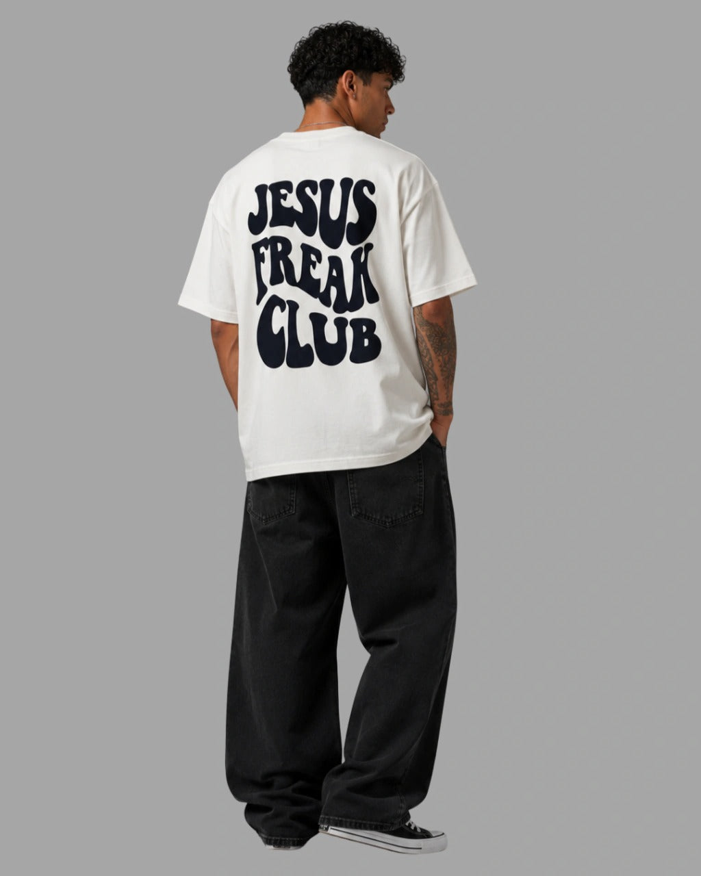 Camiseta Oversized "JESUS FREAK CLUB"