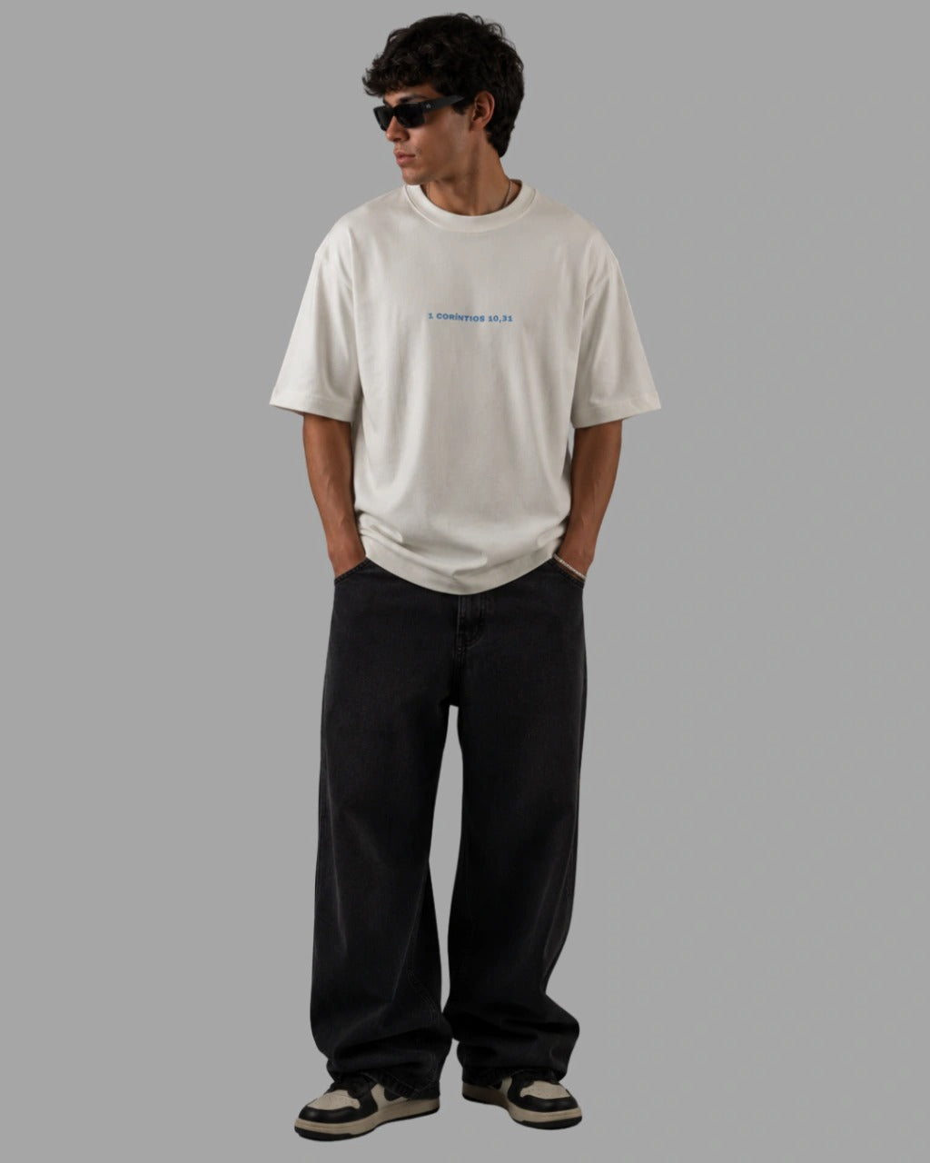 Camiseta Oversized "PARA A GLÓRIA DE DEUS"