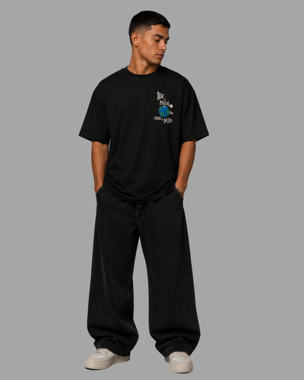 Camiseta Oversized "IDE E PREGAI"