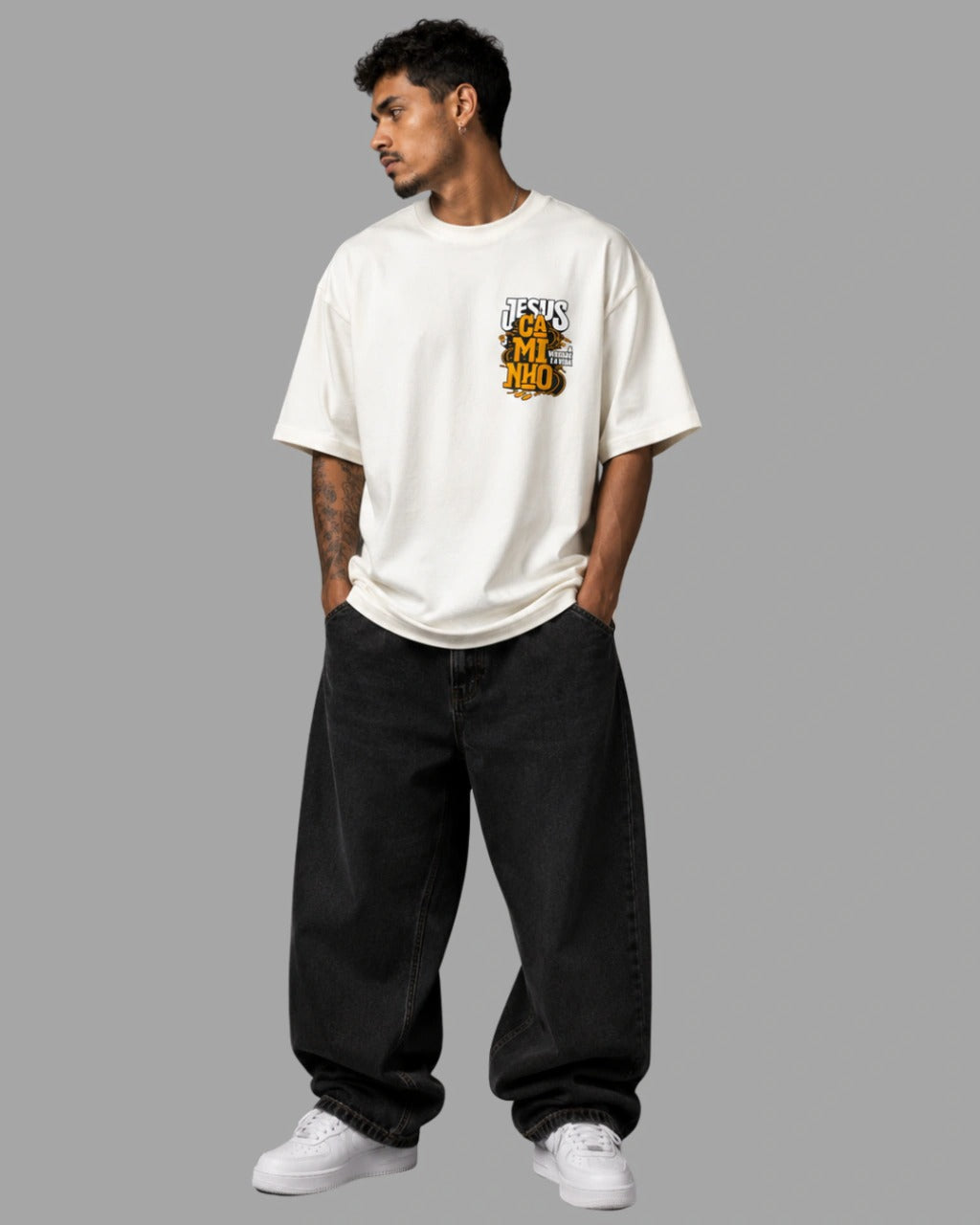 Camiseta Oversized "JESUS CAMINHO" "VERDADE E A VIDA"