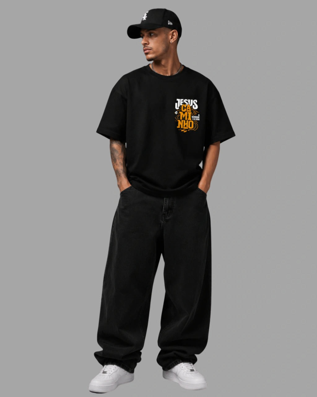 Camiseta Oversized "JESUS CAMINHO" "VERDADE E A VIDA"