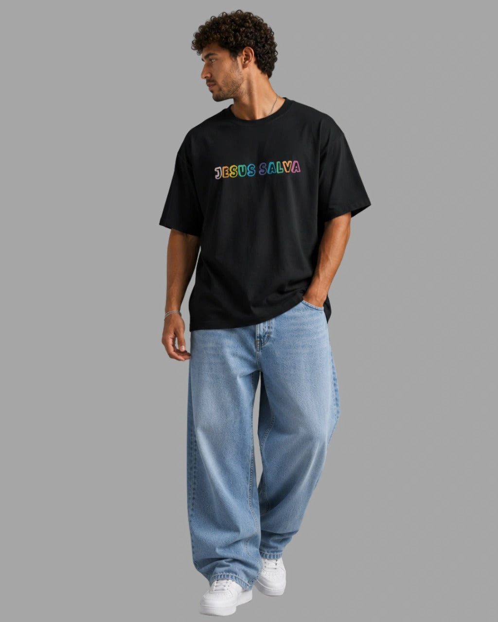 Camiseta Oversized ''JESUS SALVA" "JOÃO 3: 16-17"