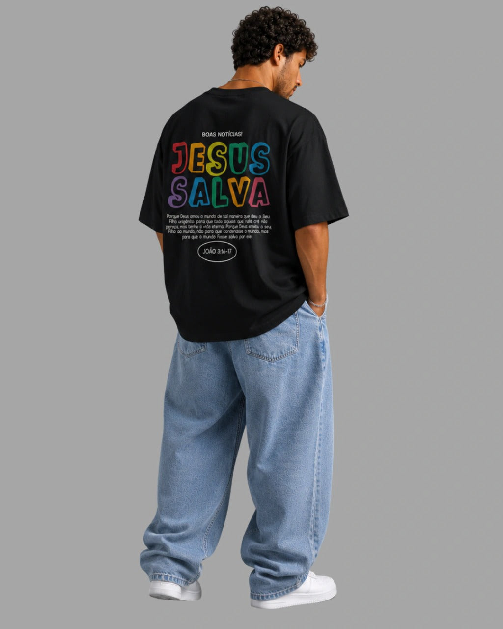 Camiseta Oversized ''JESUS SALVA" "JOÃO 3: 16-17"